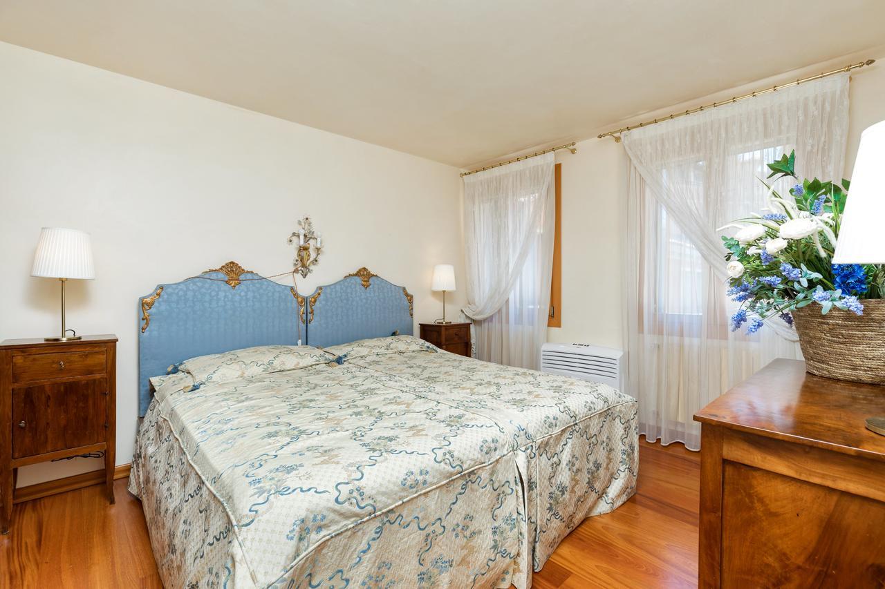 Heaven San Marco 1 & 2, The Elegant A Stone S Throw From St S Square Apartment *